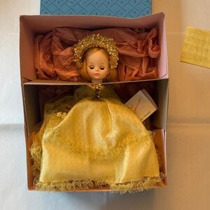 Madame Alexander 13" "Sleeping Beauty" Doll
1965 Vintage Collectible #7595
